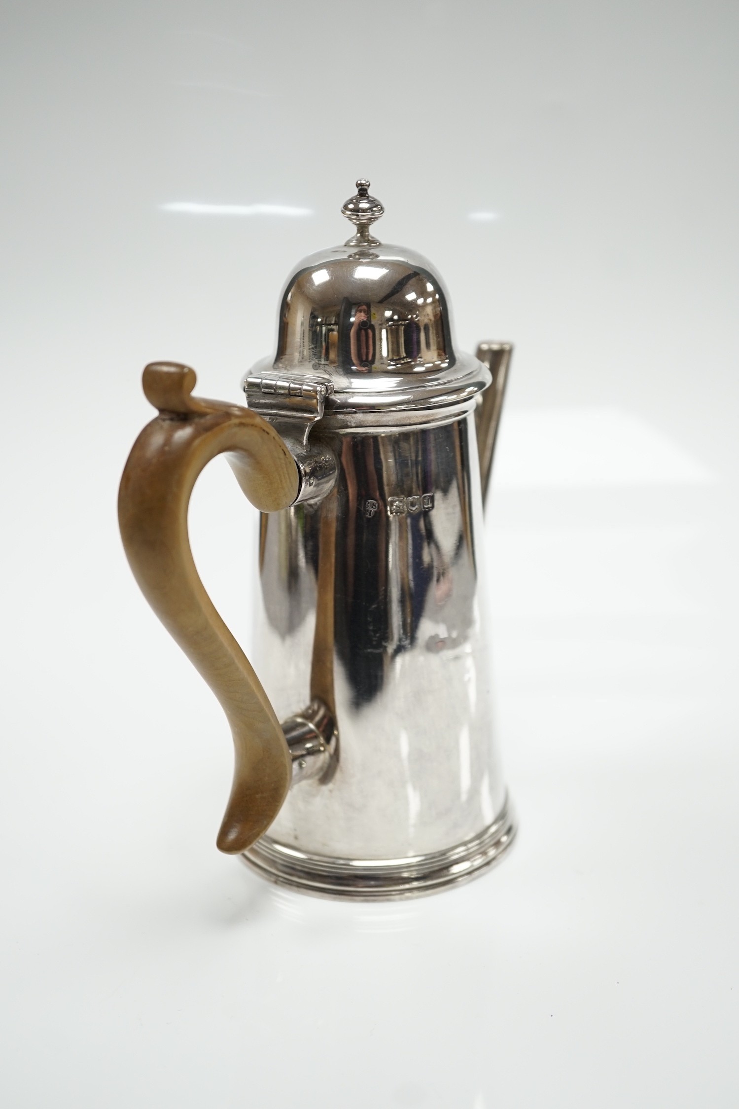 A late Victorian silver bachelor's coffee pot, by Charles Stuart Harris, London, 1896, height 18.8cm, gross weight 11.9oz.